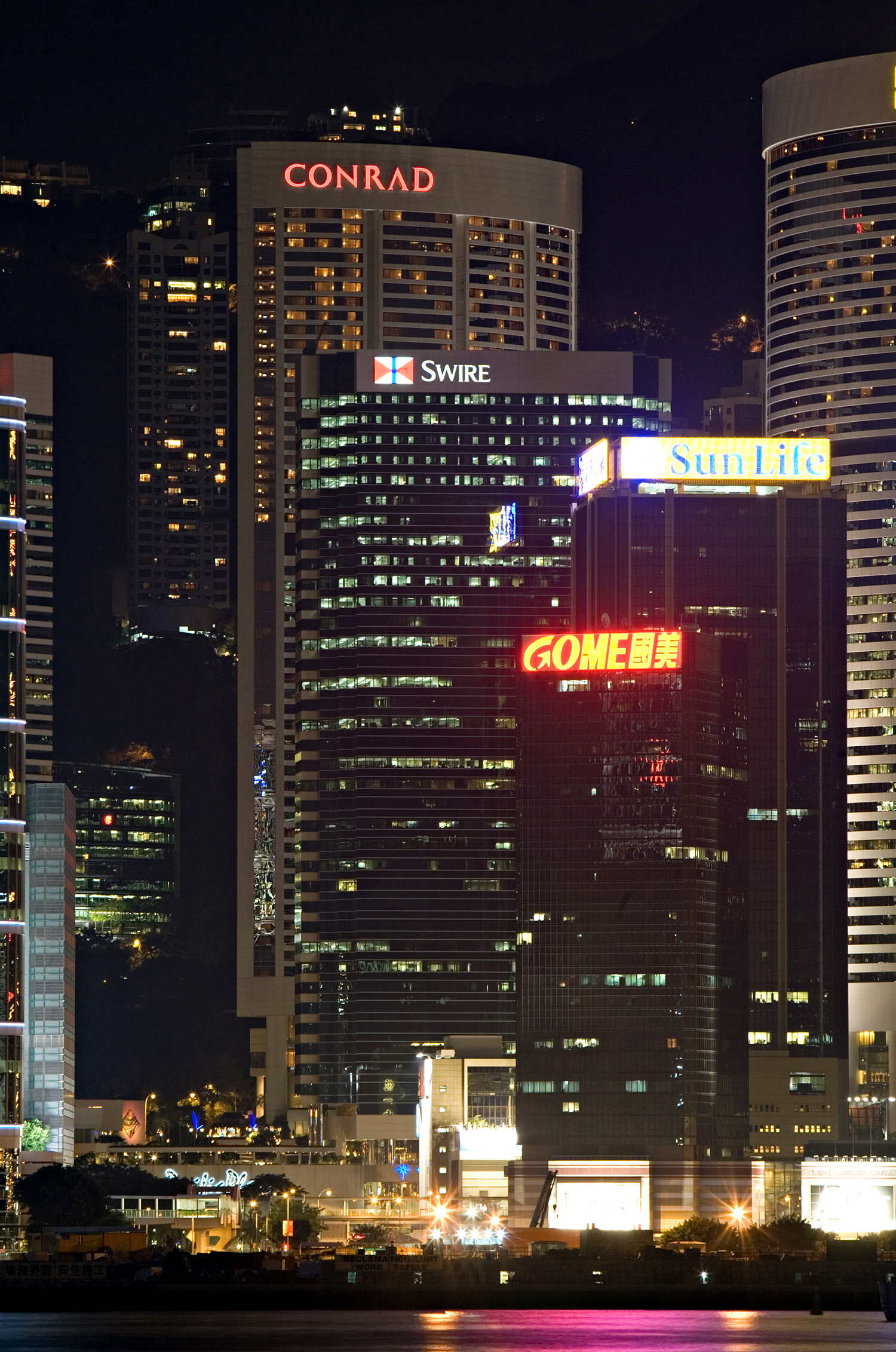 Conrad Hong Kong, Hong Kong - Night view from Kowloon. © Mathias Beinling
